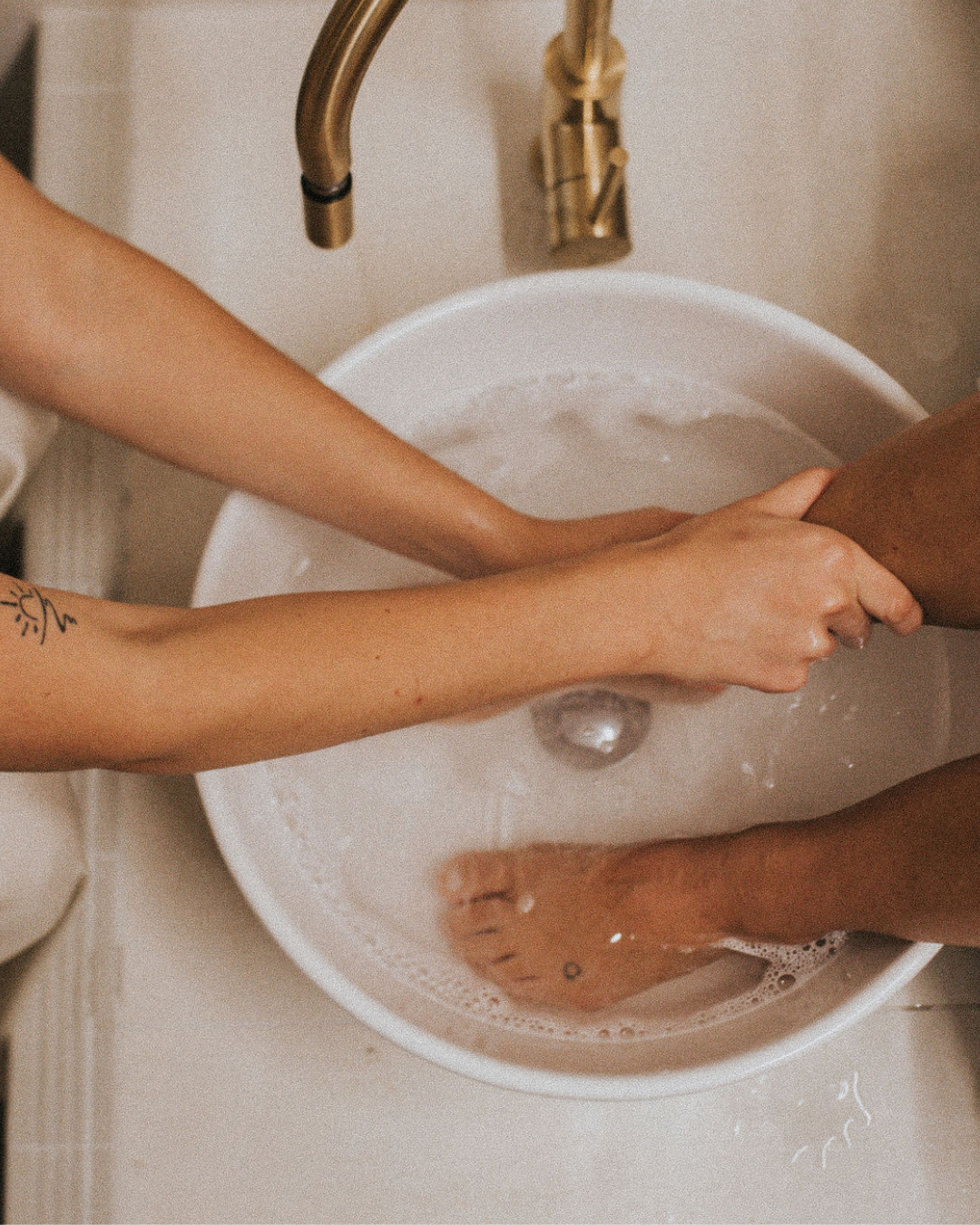 Processing Pedicure (Mount Exclusive)